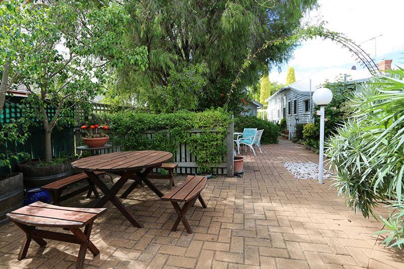 Jacaranda Guest House Busselton Ngoại thất bức ảnh